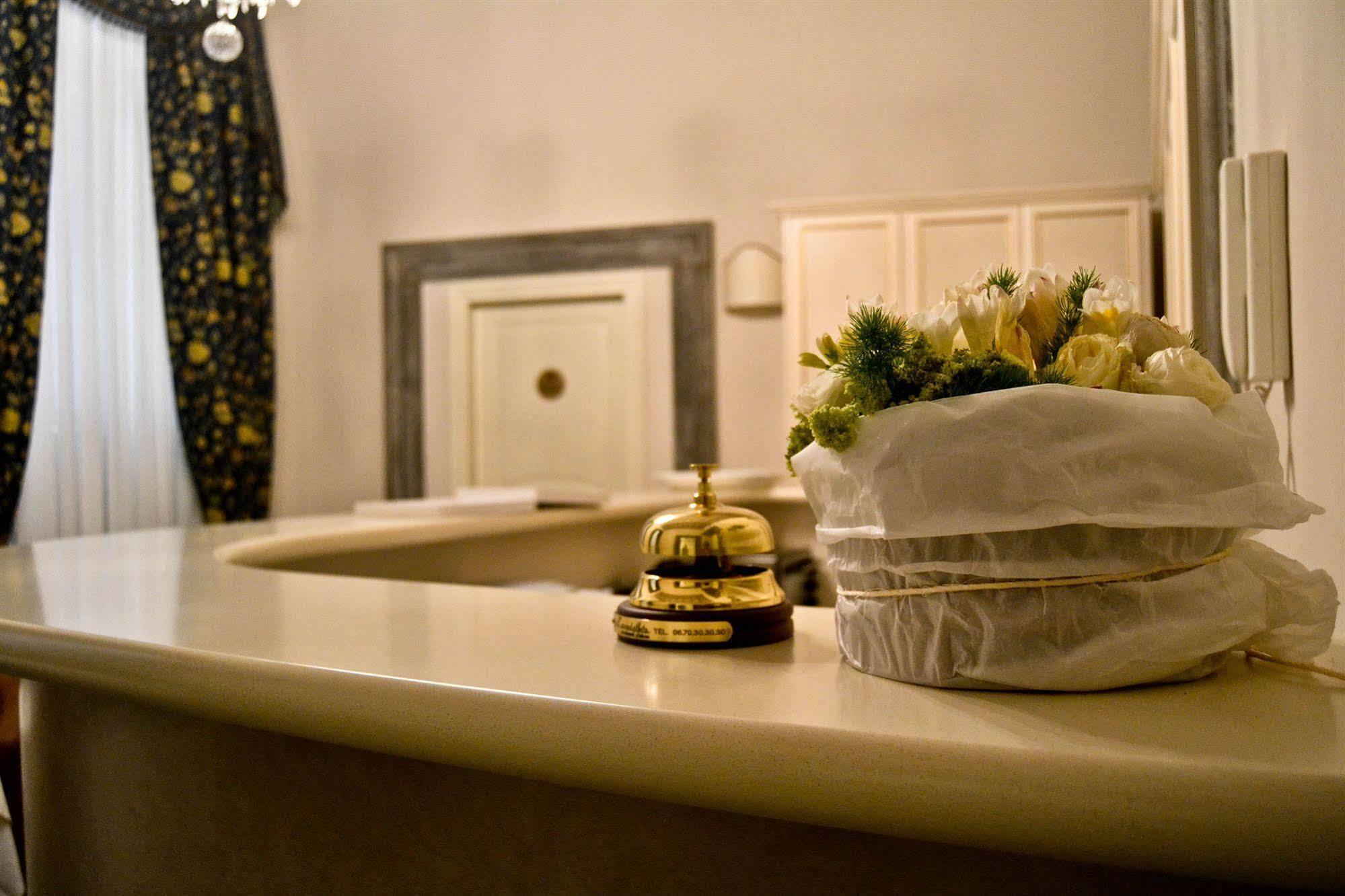 Dimora Degli Dei Hotel Rome Luaran gambar